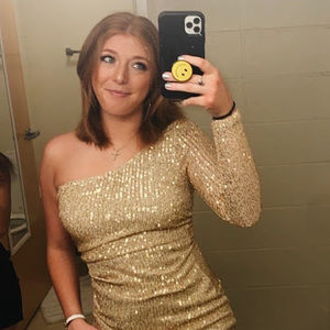 Meet your Posher, Julia